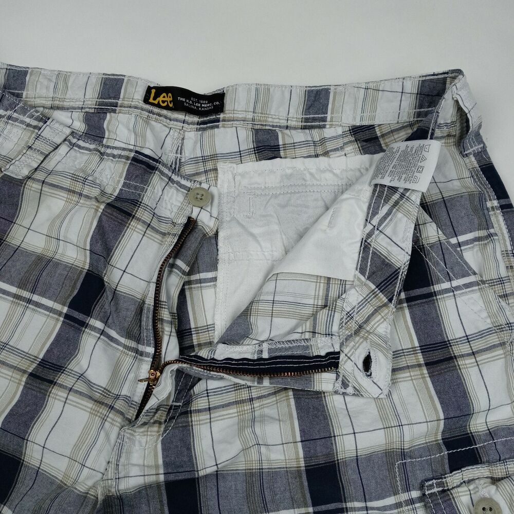 LEE Plaid Shorts Cargo Pockets Men's Size 38 Casual Outdoor - Picture 2 of 9